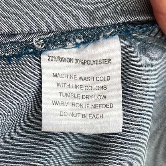 Indigo Rose Women's Blue Button Down Long Sleeve Shirt, Size M - Picture 5 of 7